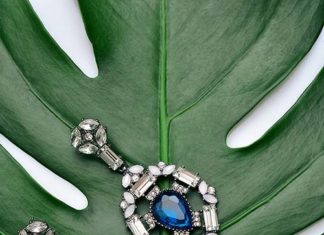 Kolczyki z szafirem – piękna biżuteria dla każdej kobiety