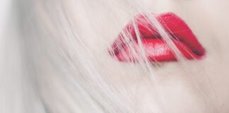 Co zrobić aby usta nabrały koloru?