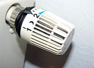 Czego nie wolno podgrzewać w kuchence mikrofalowej? Czego nie wolno podgrzewać w kuchence mikrofalowej?