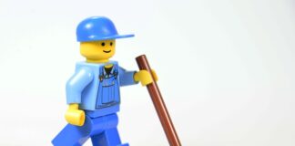 Jak oczyścić twarz z martwego naskórka?