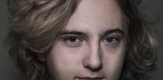 Czy rozjaśnianie niszczy włosy?