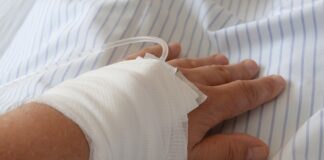 Ile można nosić podpaski na noc?
