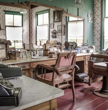 W jakim kierunku golić włosy na nogach?