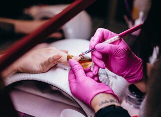 Jakiej firmy manicure tytanowy?