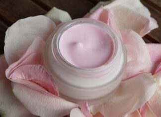 Czy serum stosuje się rano i wieczorem?